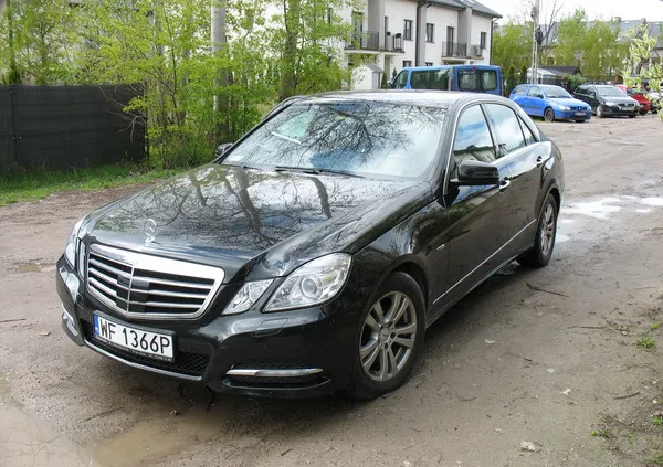 pomorskie Mercedes-Benz Klasa E cena 62000 przebieg: 176311, rok produkcji 2012 z Warszawa